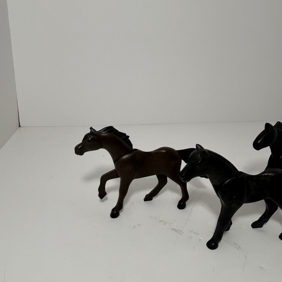 Vintage Playmobil Horses Lot of 3 Geobra 1974 Black Brown Figures Replacement - Picture 4 of 5